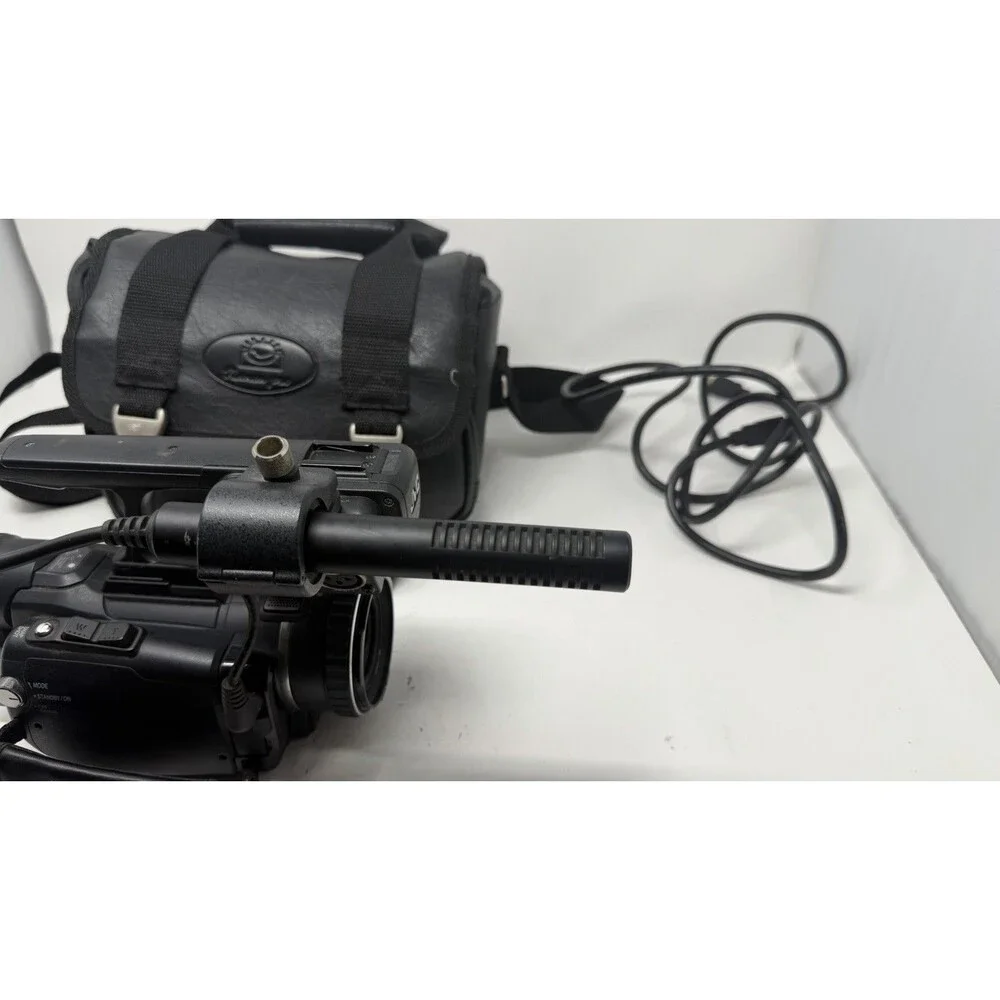 JVC GY-HM100U 3CCD Pro HD SD Handheld Camcorder Digital Camera | Tested 114Hrs